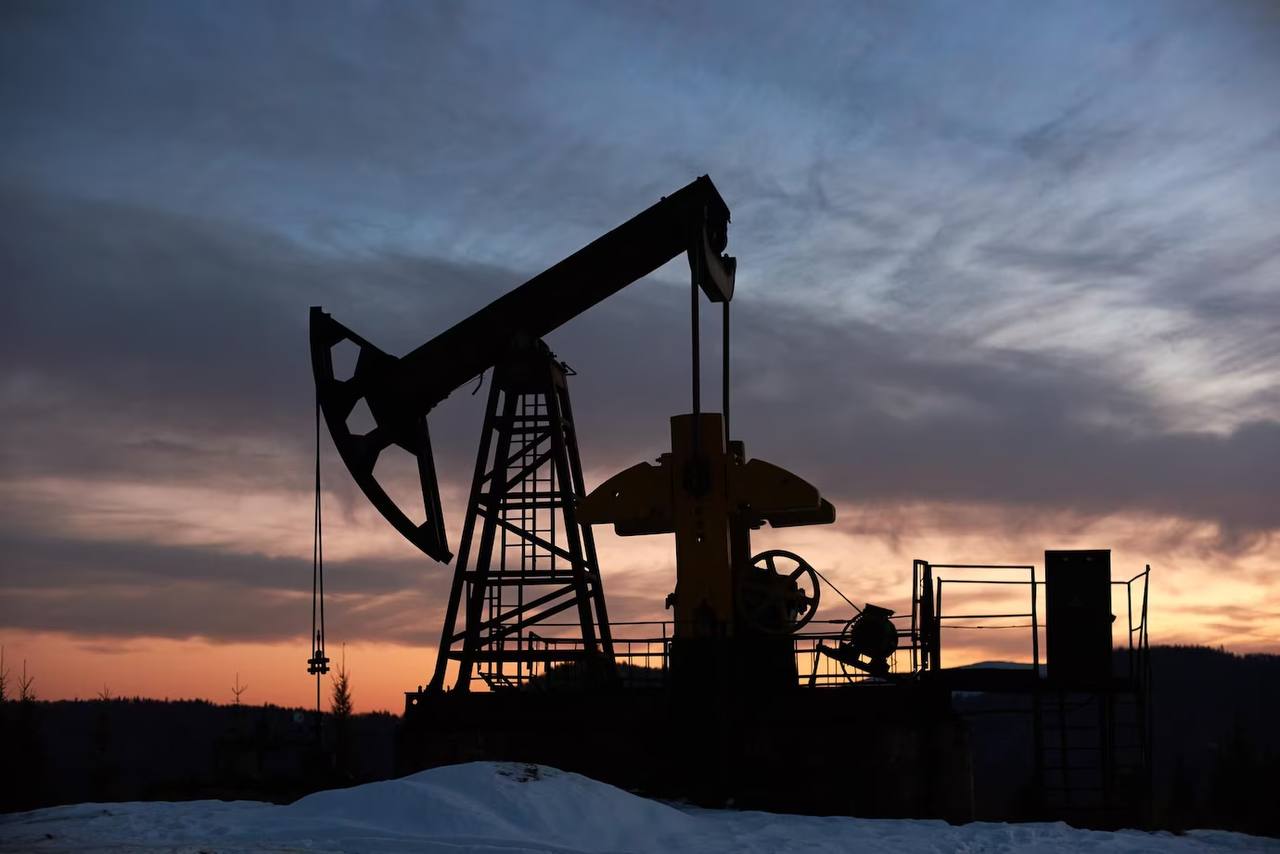 Китай начнет бурить крупнейшее месторождение нефти в Ираке 