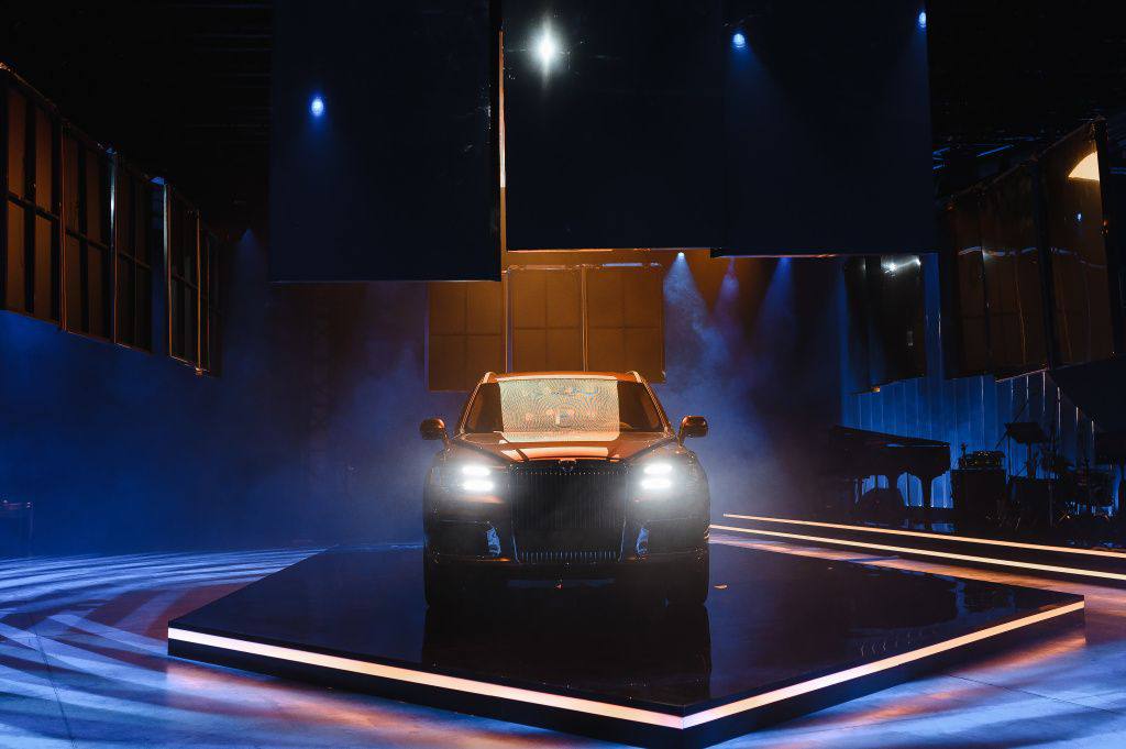 Aurus запустит производство более доступной линейки автомобилей бизнес-класса