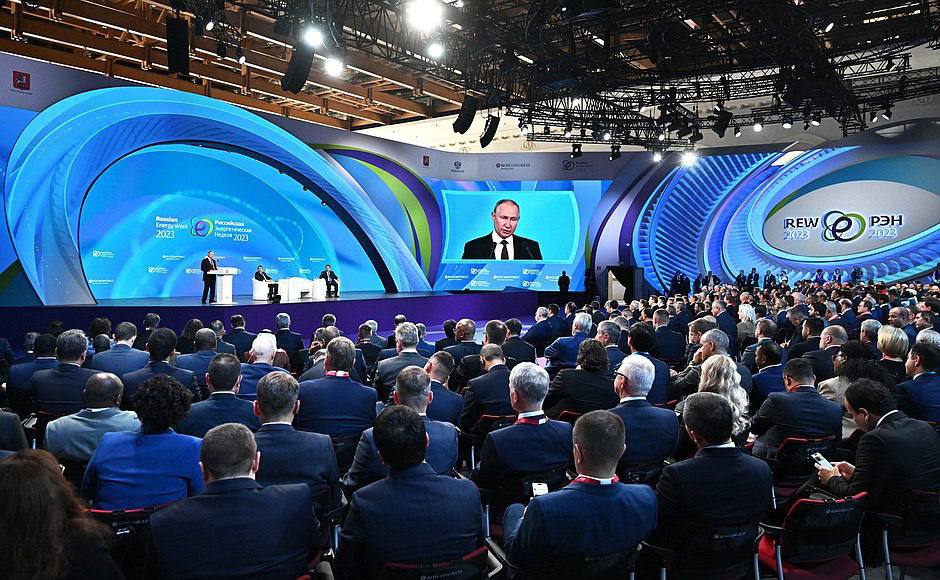 Владимир Путин – о формировании полного суверенитета ТЭК