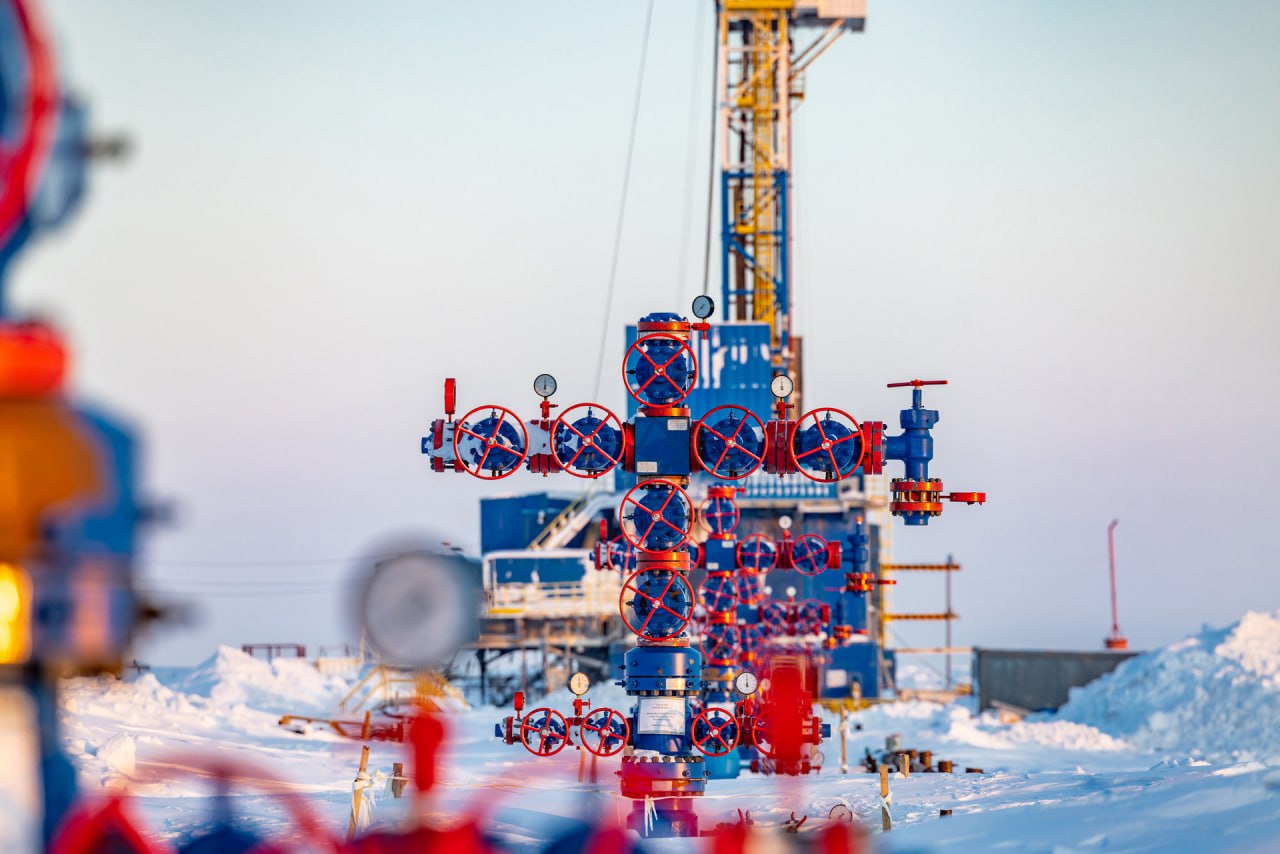 пециалисты ООО «РусГазАльянс» и ООО «Газпром ВНИИГАЗ» разработали новую методику оценки давления в забойного давления в газовых скважинах с большим отходом от вертикали (ERD-скважинах). 